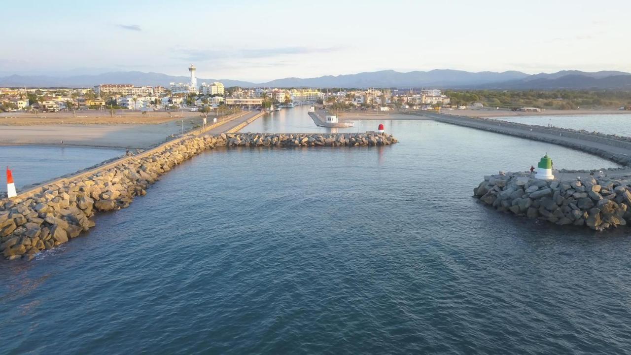 Holidays P16 - Hidromasaje Empuriabrava Kültér fotó